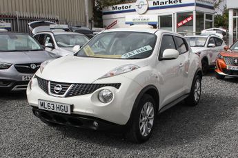 Nissan Juke 1.6 Tekna SUV 5dr Petrol CVT Euro 5 (117 ps)