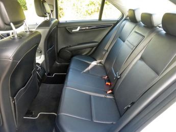 Mercedes C220 2.1 CDI BLUEEFFICIENCY EXECUTIVE SE AUTOMATIC