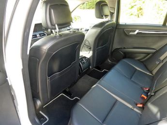 Mercedes C220 2.1 CDI BLUEEFFICIENCY EXECUTIVE SE AUTOMATIC