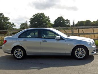 Mercedes C220 2.1 CDI BLUEEFFICIENCY EXECUTIVE SE AUTOMATIC
