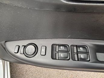 Hyundai i20 1.4 Active Hatchback 5dr Petrol Auto Euro 5 (100 ps)