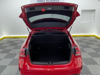 Mercedes A180 1.3 AMG Line 7G-DCT Euro 6 (s/s) 5dr