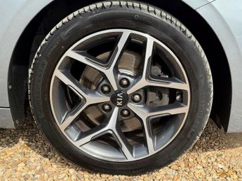 Kia Pro Ceed 1.4 T-GDi GT-Line Lunar Edition Shooting Brake 5dr Petrol Manual