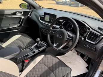 Kia Pro Ceed 1.4 T-GDi GT-Line Lunar Edition Shooting Brake 5dr Petrol Manual