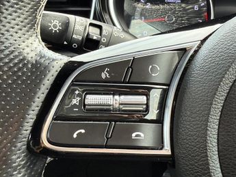 Kia Pro Ceed 1.4 T-GDi GT-Line Lunar Edition Shooting Brake 5dr Petrol Manual