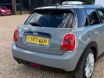 MINI Hatch 1.5 Cooper Hatchback 5dr Petrol Auto Euro 6 (s/s) (136 ps)