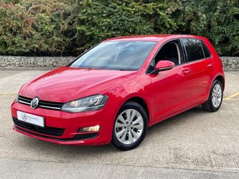 Volkswagen Golf 1.2 TSI BLUEMOTION TECH | DSG | AUTOMATIC | EURO 6 |