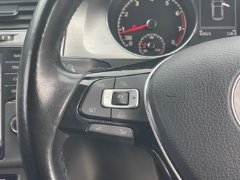 Volkswagen Golf 1.2 TSI BLUEMOTION TECH | DSG | AUTOMATIC | EURO 6 |