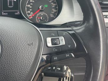 Volkswagen Golf 1.2 TSI BLUEMOTION TECH | DSG | AUTOMATIC | EURO 6 |