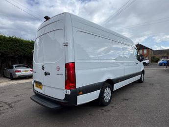 Mercedes Sprinter 2.0 315 CDI Progressive Panel Van 5dr Diesel G-Tronic RWD L3 H2 