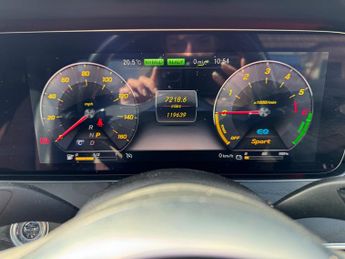 Mercedes E300 2.0 E300de 13.5kWh AMG Line Saloon 4dr Diesel Plug-in Hybrid G-T