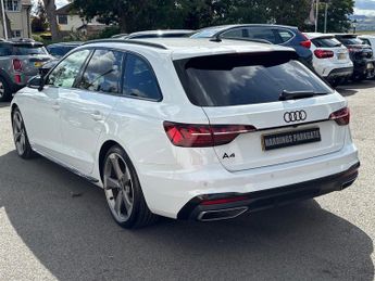 Audi A4 Avant 2.0 TFSI 35 Black Edition Estate 5dr Petrol S Tronic Euro 6 (s/s