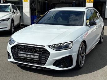 Audi A4 Avant 2.0 TFSI 35 Black Edition Estate 5dr Petrol S Tronic Euro 6 (s/s