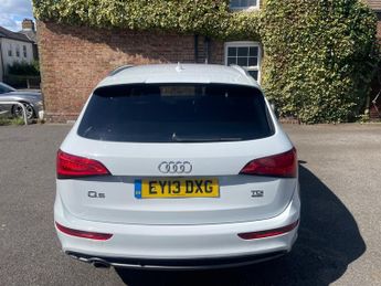 Audi Q5 2.0 TDI S line Plus SUV 5dr Diesel S Tronic quattro Euro 5 (s/s)