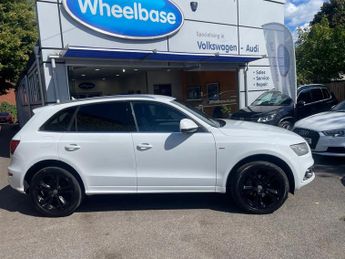 Audi Q5 2.0 TDI S line Plus SUV 5dr Diesel S Tronic quattro Euro 5 (s/s)