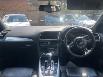 Audi Q5 2.0 TDI S line Plus SUV 5dr Diesel S Tronic quattro Euro 5 (s/s)
