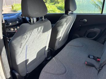 Nissan Micra 1.2 16v S Hatchback 5dr Petrol Manual (143 g/km, 79 bhp)