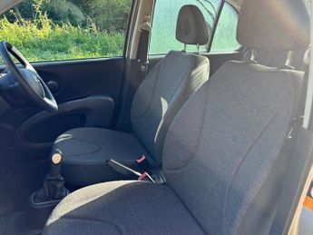 Nissan Micra 1.2 16v S Hatchback 5dr Petrol Manual (143 g/km, 79 bhp)