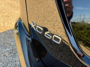 Volvo XC60 2.0 D4 R-Design Nav SUV 5dr Diesel Manual Euro 6 (s/s) (190 ps)