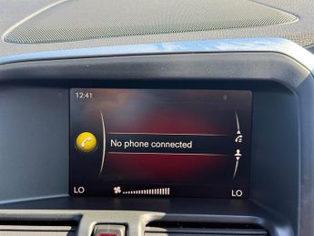 Volvo XC60 2.0 D4 R-Design Nav SUV 5dr Diesel Manual Euro 6 (s/s) (190 ps)