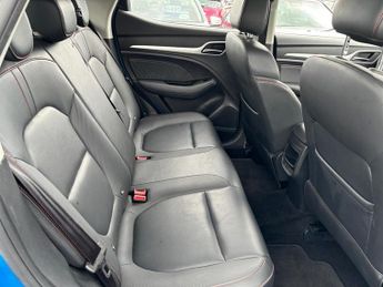 MG MG ZS EXCLUSIVE T-GDI