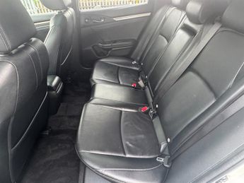 Honda Civic 1.6 i-DTEC EX Hatchback 5dr Diesel Auto Euro 6 (s/s) (120 ps)
