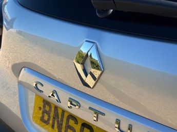 Renault Captur 0.9 TCe ENERGY Iconic SUV 5dr Petrol Manual Euro 6 (s/s) (90 ps)