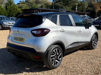 Renault Captur 0.9 TCe ENERGY Iconic SUV 5dr Petrol Manual Euro 6 (s/s) (90 ps)