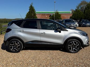 Renault Captur 0.9 TCe ENERGY Iconic SUV 5dr Petrol Manual Euro 6 (s/s) (90 ps)
