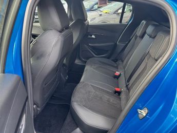 Peugeot E-208 50kWh GT Premium Hatchback 5dr Electric Auto (136 ps)