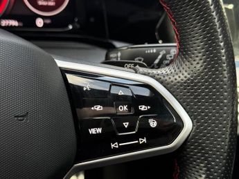 Volkswagen Golf 2.0 TSI GTI DSG Euro 6 (s/s) 5dr