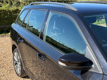 Skoda Fabia 1.0 TSI SE Drive Estate 5dr Petrol Manual Euro 6 (s/s) (95 ps)