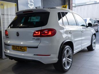 Volkswagen Tiguan R LINE TDI BLUEMOTION TECH 4MOTION DSG