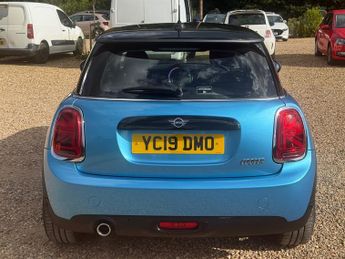 MINI Hatch 1.5 Cooper Classic Hatchback 3dr Petrol Manual Euro 6 (s/s) (136