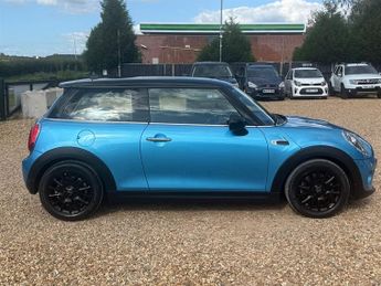 MINI Hatch 1.5 Cooper Classic Hatchback 3dr Petrol Manual Euro 6 (s/s) (136