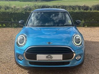 MINI Hatch 1.5 Cooper Classic Hatchback 3dr Petrol Manual Euro 6 (s/s) (136