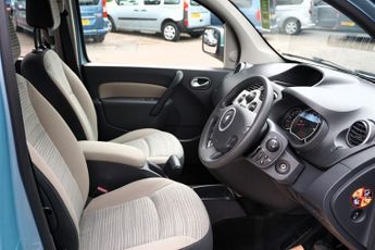 Renault Kangoo EXPRESSION 16V Automatic, Disabled, Wheelchair Accessible Vehicl