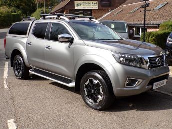 Nissan Navara 2.3 dCi Tekna Pickup Double Cab 4dr Diesel Auto-19000 Miles FSH-