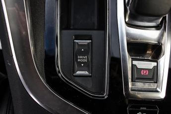 Peugeot 3008 1.6 13.2kWh GT SUV 5dr Petrol Plug-in Hybrid e-EAT 4WD Euro 6 (s