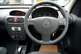 Vauxhall Combo TOUR ESSENTIA CDTI, Automatic, Disabled, Wheelchair Accessible V