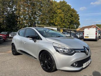 Renault Clio 1.5 dCi Dynamique S MediaNav Hatchback 5dr Diesel EDC Euro 5 (90