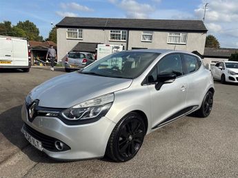 Renault Clio 1.5 dCi Dynamique S MediaNav Hatchback 5dr Diesel EDC Euro 5 (90