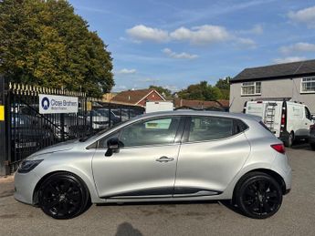 Renault Clio 1.5 dCi Dynamique S MediaNav Hatchback 5dr Diesel EDC Euro 5 (90