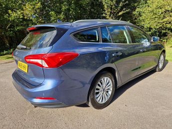 Ford Focus TITANIUM