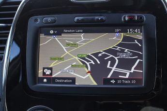 Renault Captur 1.5 dCi ENERGY Dynamique S Nav SUV 5dr Diesel Auto Euro 6 (s/s)