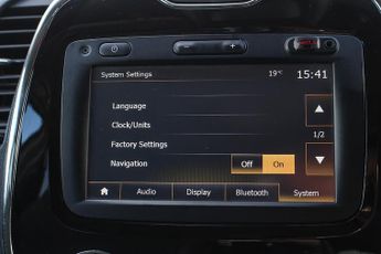 Renault Captur 1.5 dCi ENERGY Dynamique S Nav SUV 5dr Diesel Auto Euro 6 (s/s) 