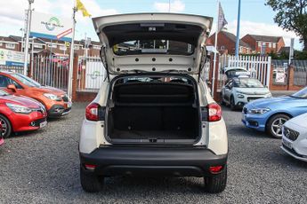 Renault Captur 1.5 dCi ENERGY Dynamique S Nav SUV 5dr Diesel Auto Euro 6 (s/s) 