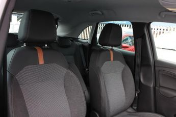 Vauxhall Crossland 1.2 Turbo Elite Nav SUV 5dr Petrol Auto Euro 6 (s/s) (130 ps)