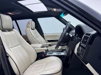 Land Rover Range Rover 4.4 TD V8 Westminster Auto 4WD Euro 5 5dr