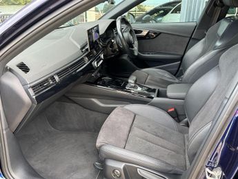 Audi A4 2.0 TDI 35 Black Edition S Tronic Euro 6 (s/s) 4dr